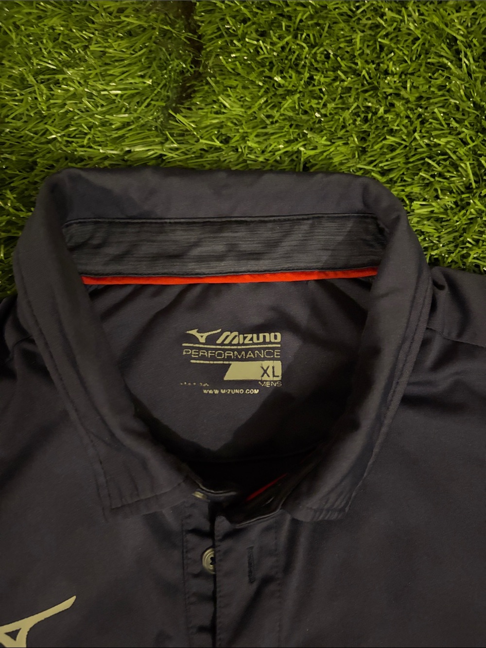 Mizuno Men's Lightweight Performance golf/tennis Shirt - Dark Navy with Red Trim